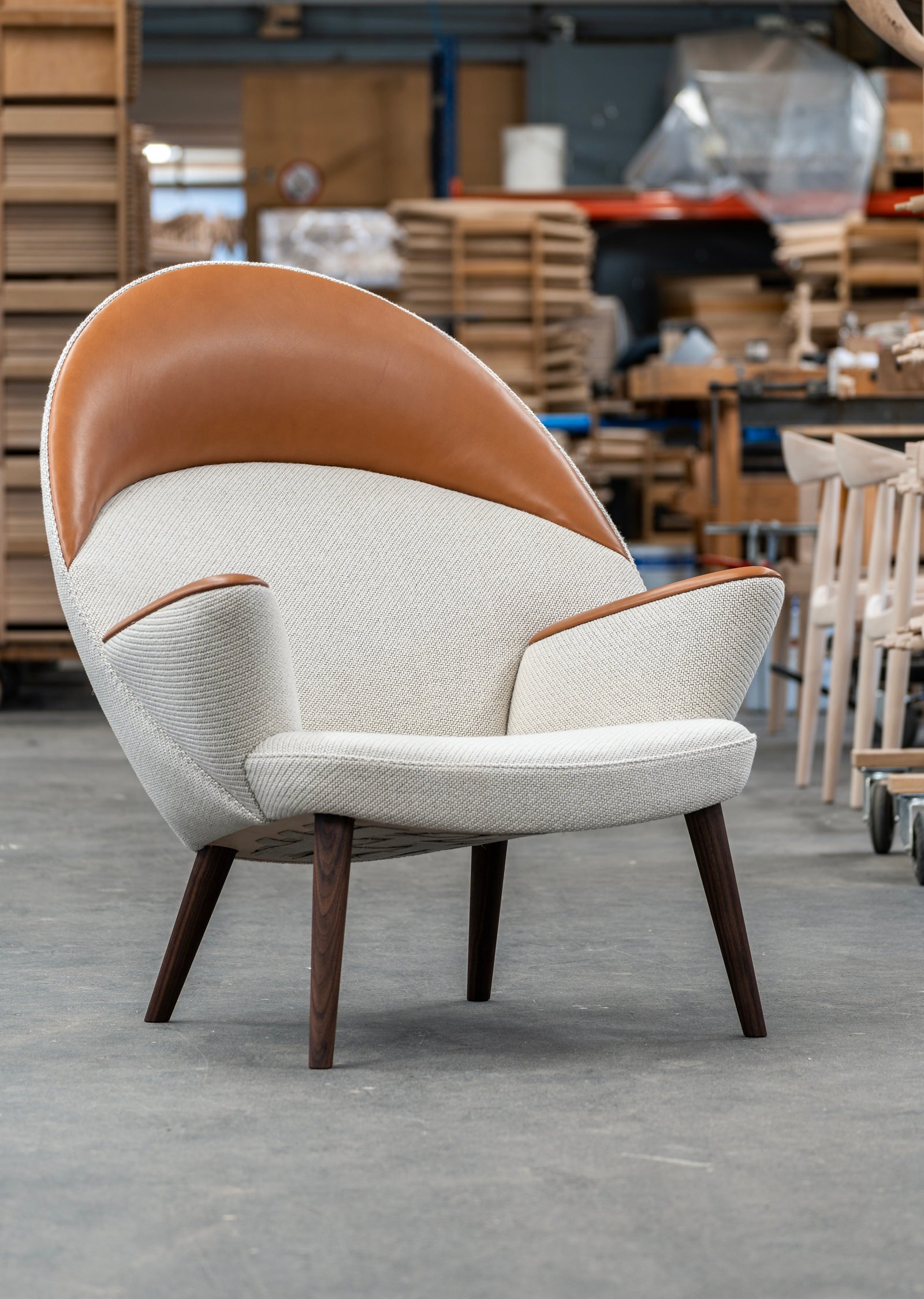 PP521 Peacock Chair — Upholstered