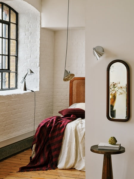 Pose Pendant Lamp