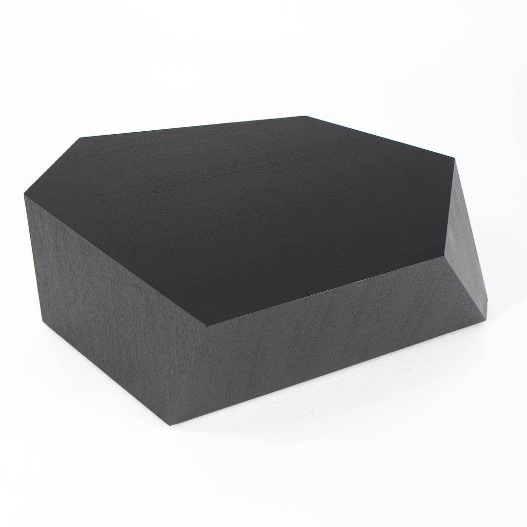 Chaka Table