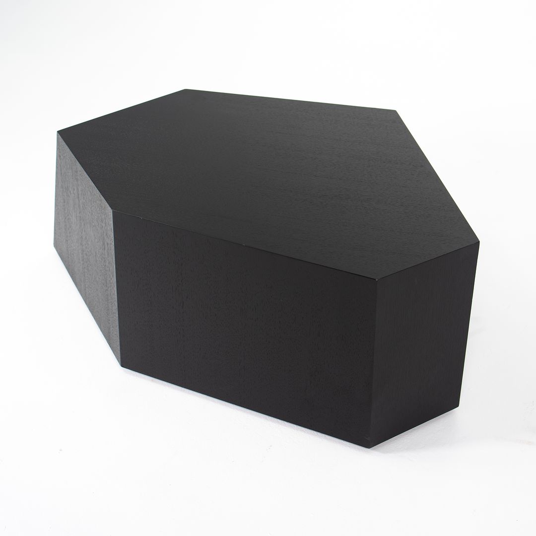 Chaka Table