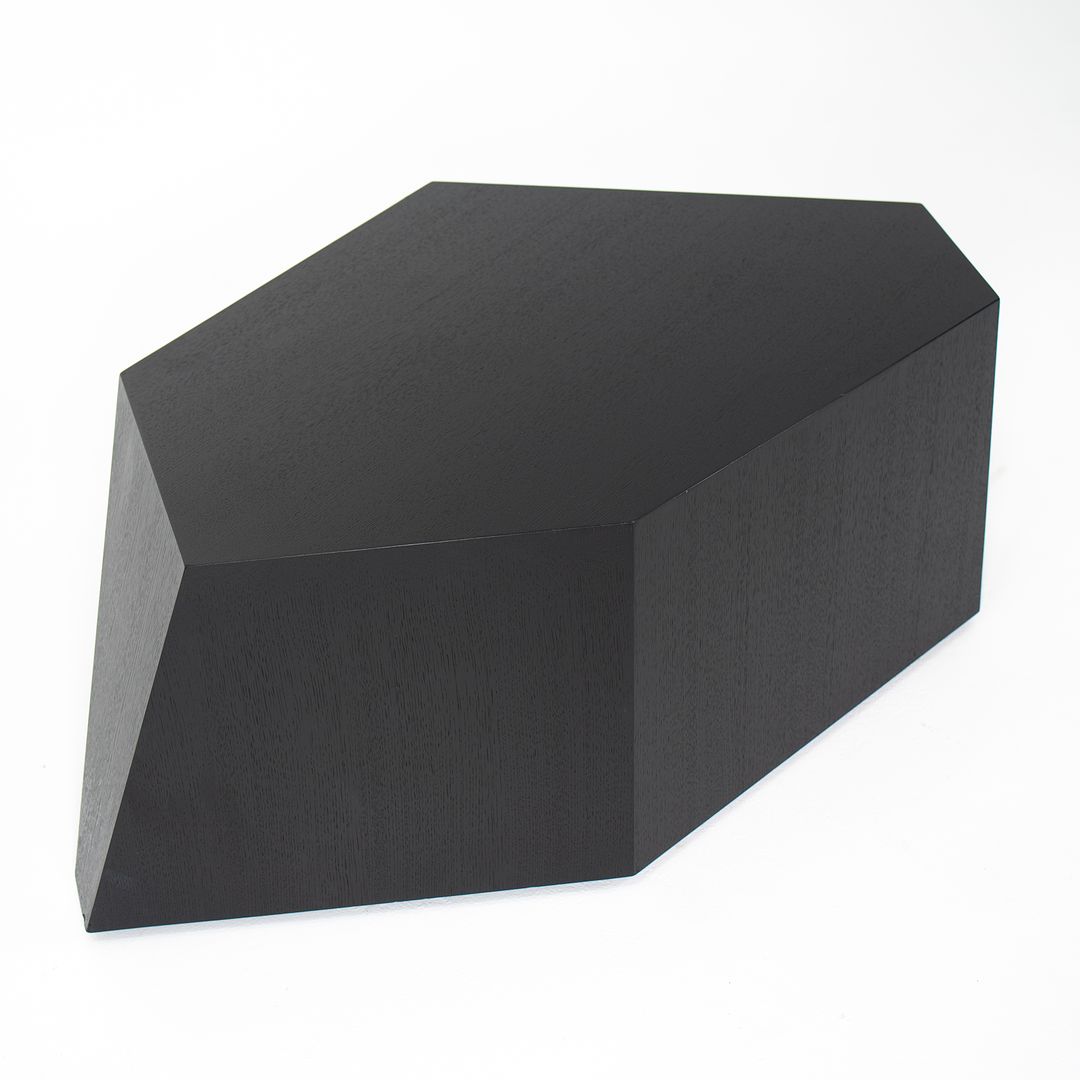 Chaka Table