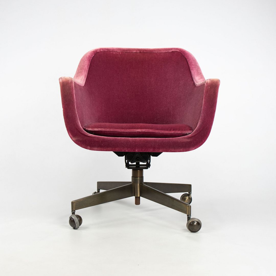Bucket Desk Chair