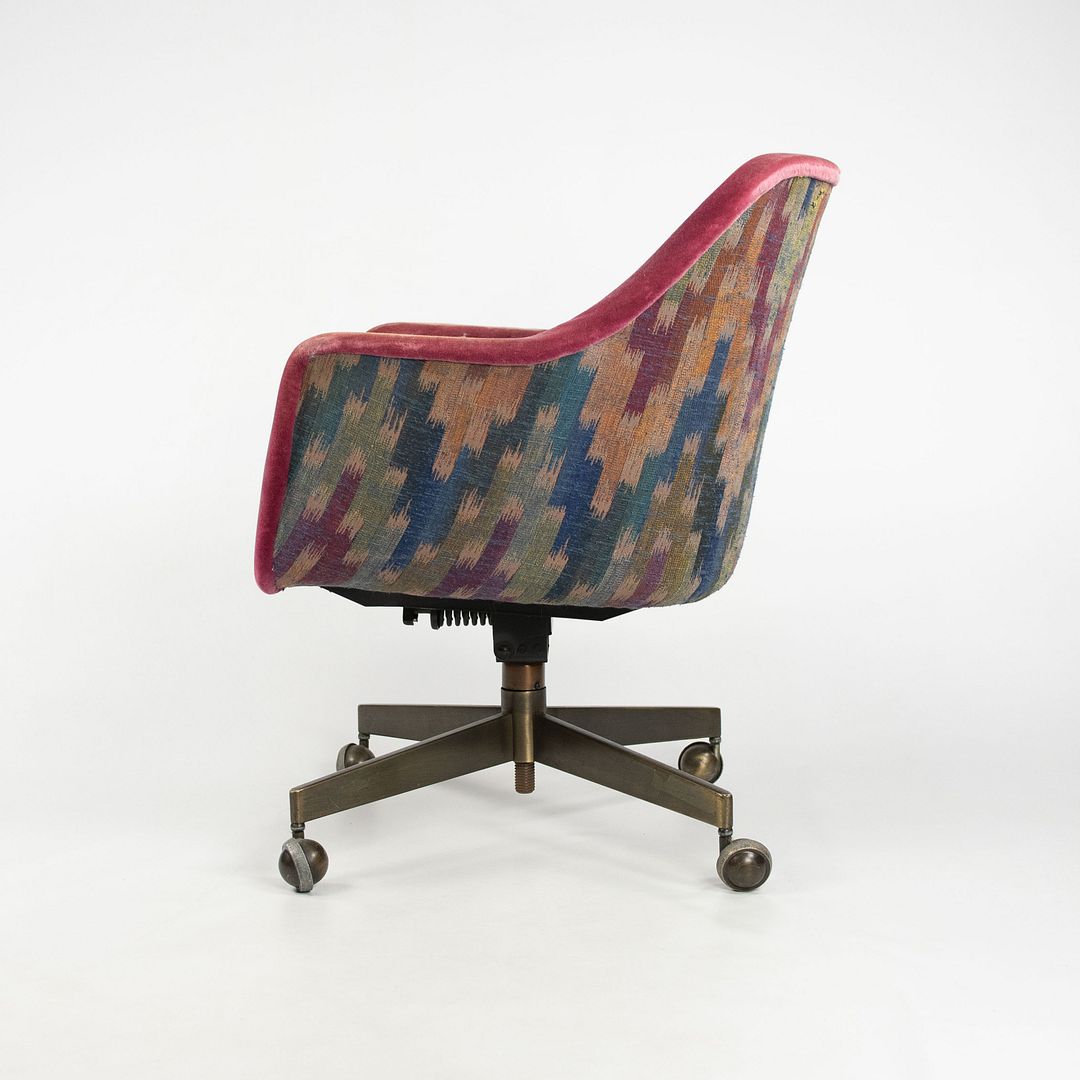 Bucket Desk Chair