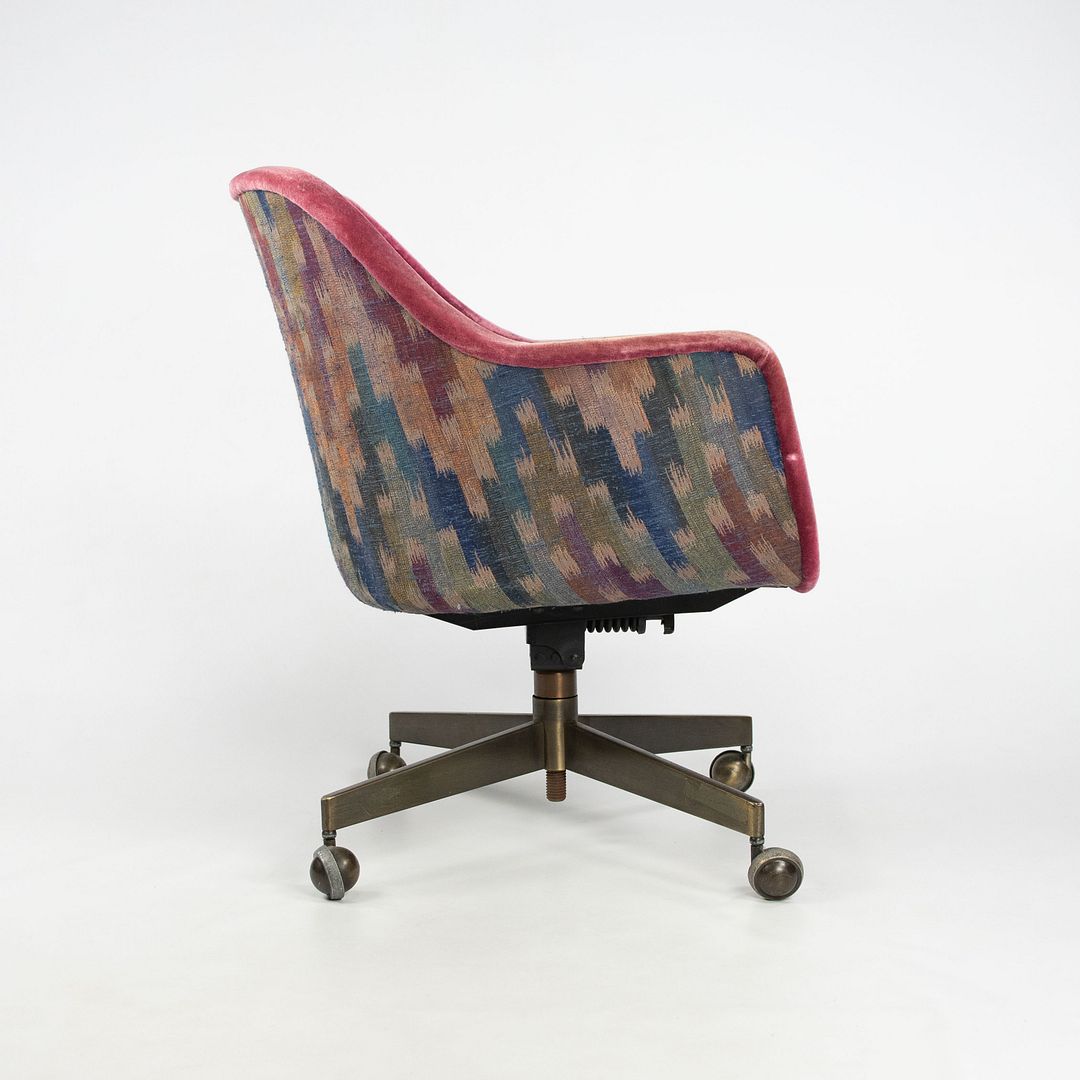 Bucket Desk Chair