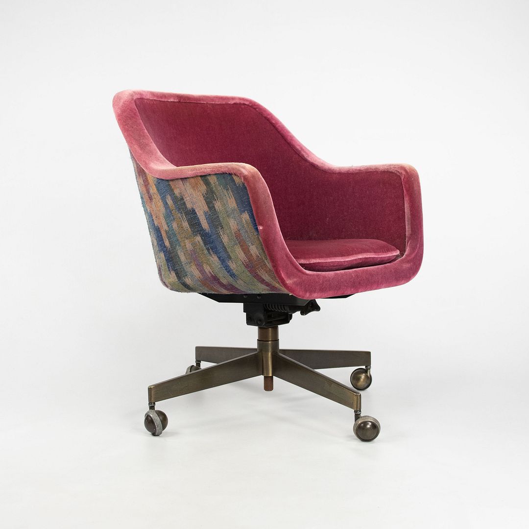 Bucket Desk Chair