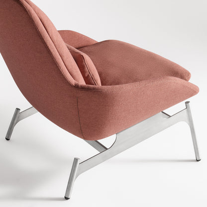 Field Lounge Chair