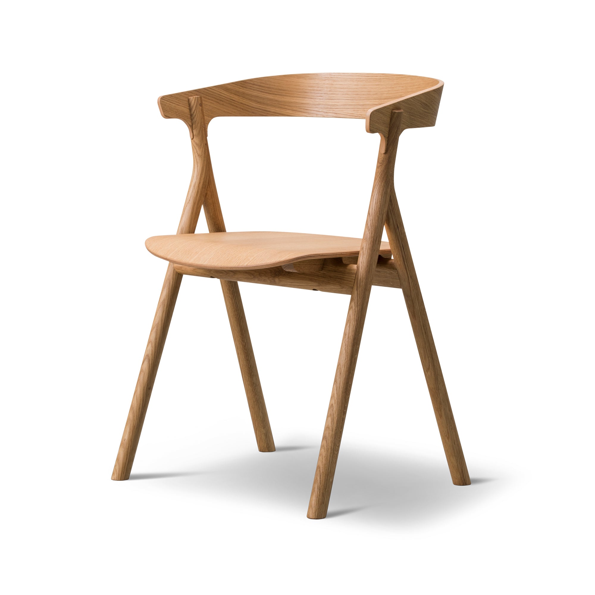 Yksi Chair — Wood