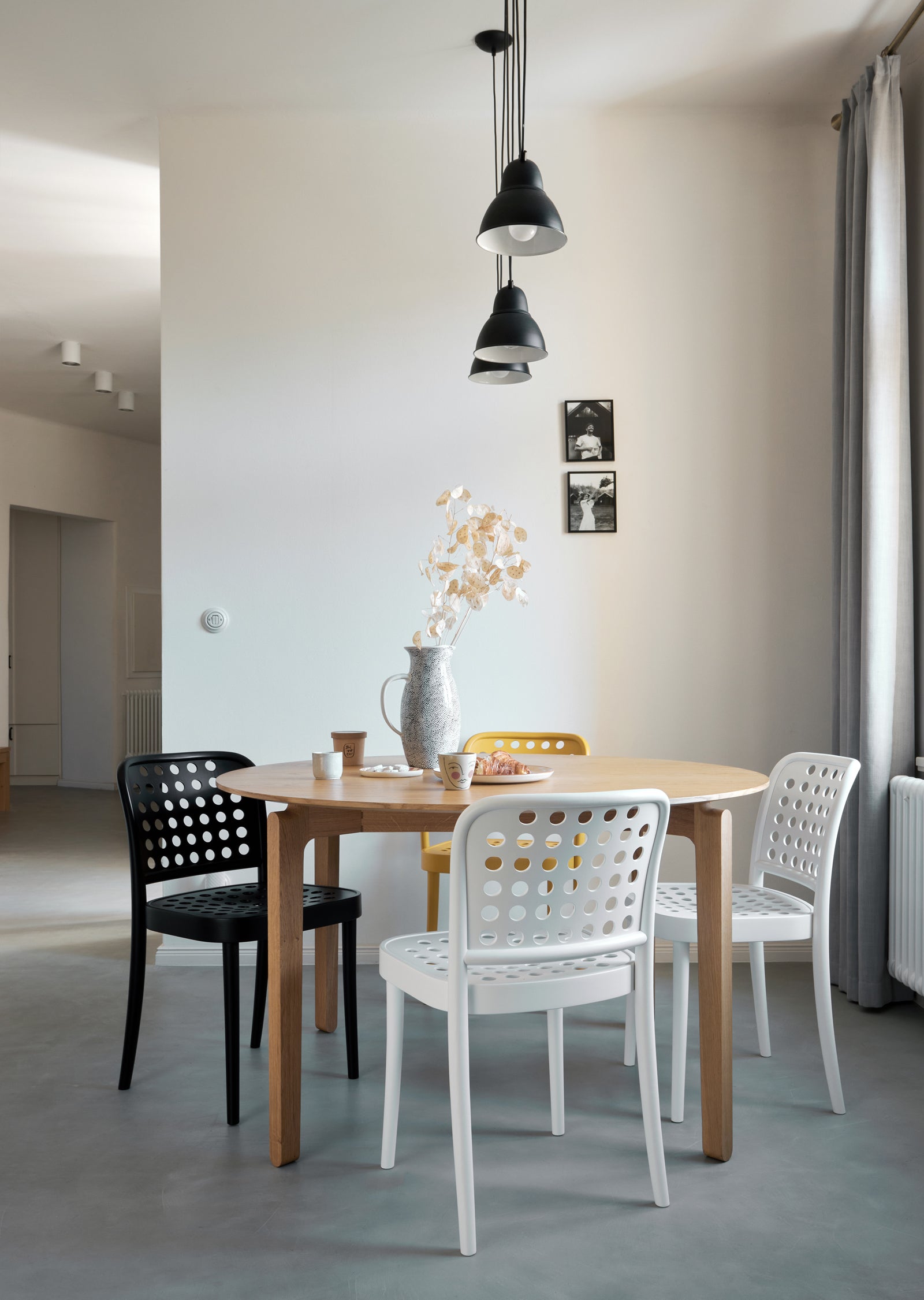 822 Chair