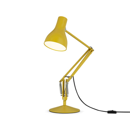 Type 75 Desk Lamp