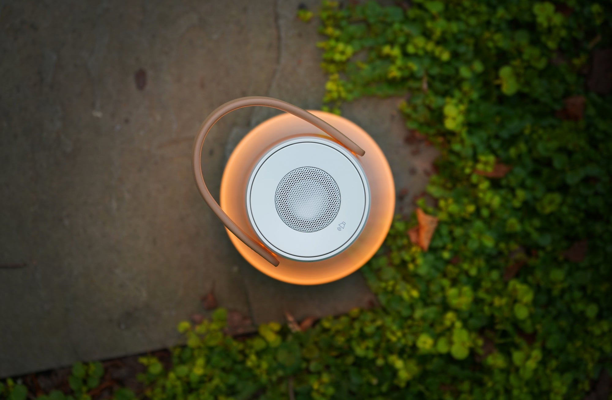 Uma Sound Lantern
