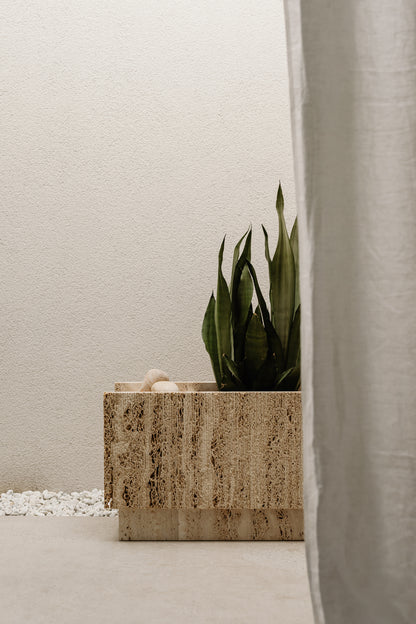 Lido Flower Stand