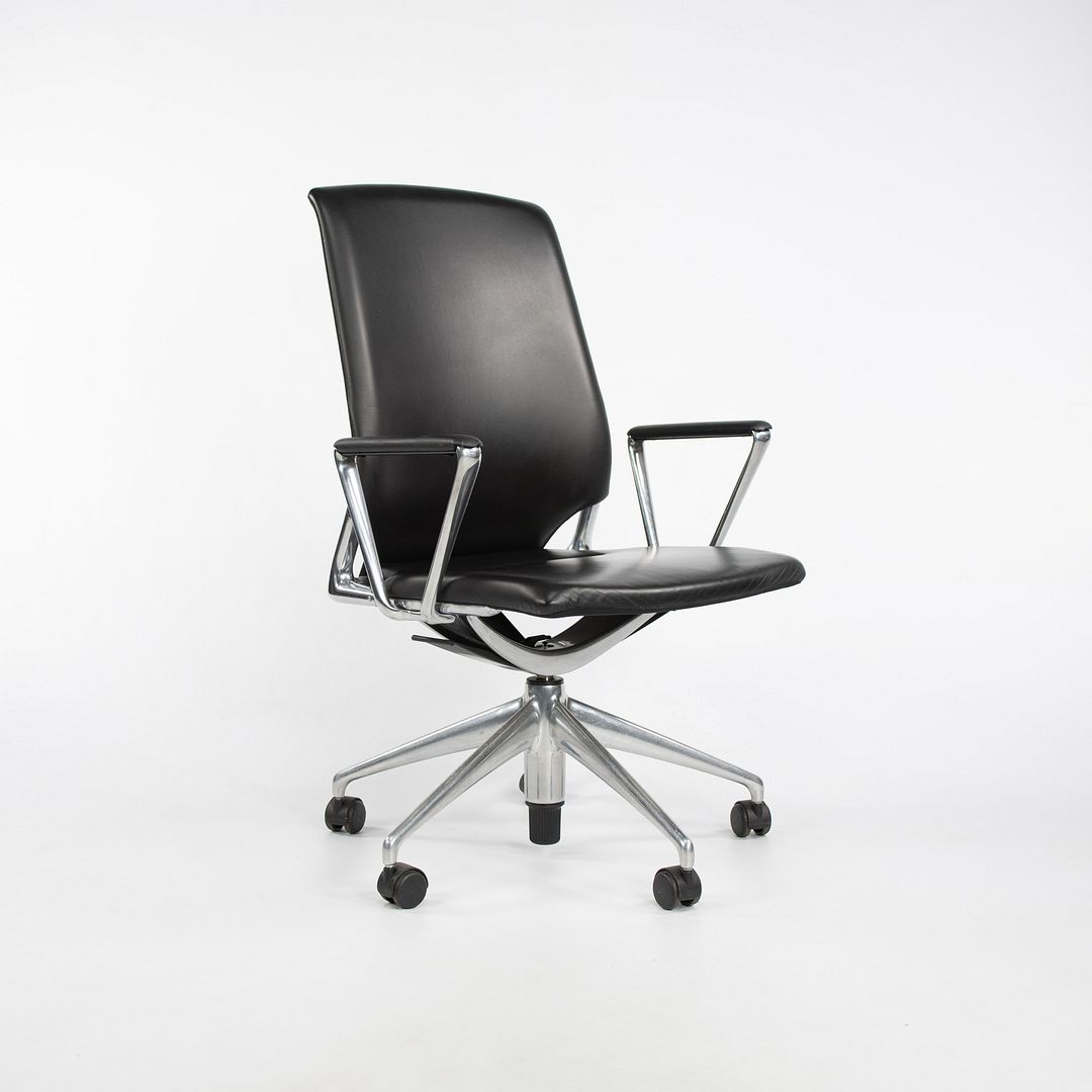 Meda Desk Chair