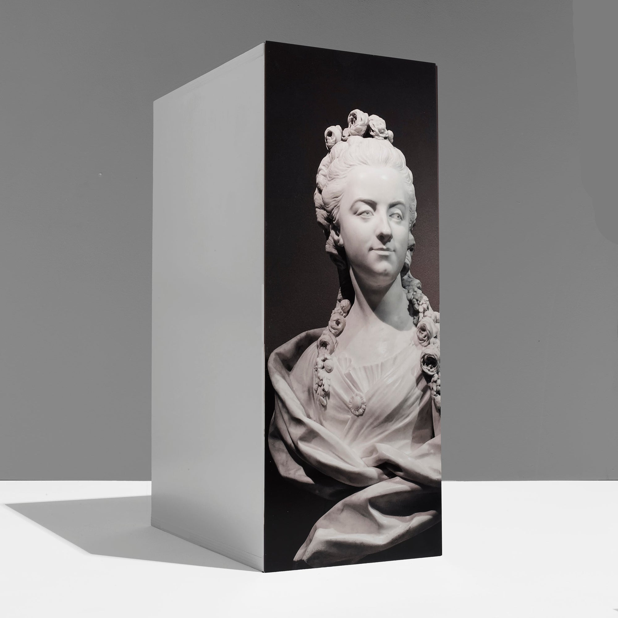 The Apple Box — Genevieve-the photography series-ABS Ilan Rubin
