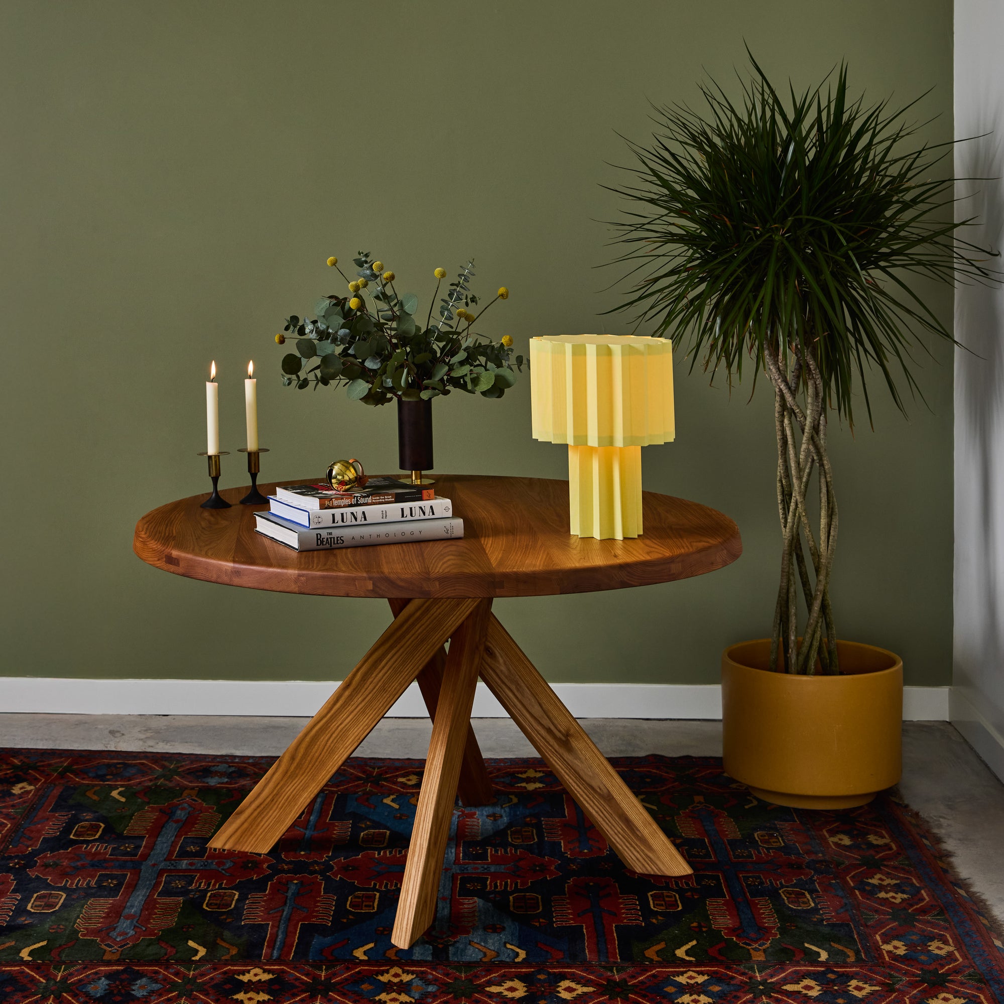 Plisse Table Lamp