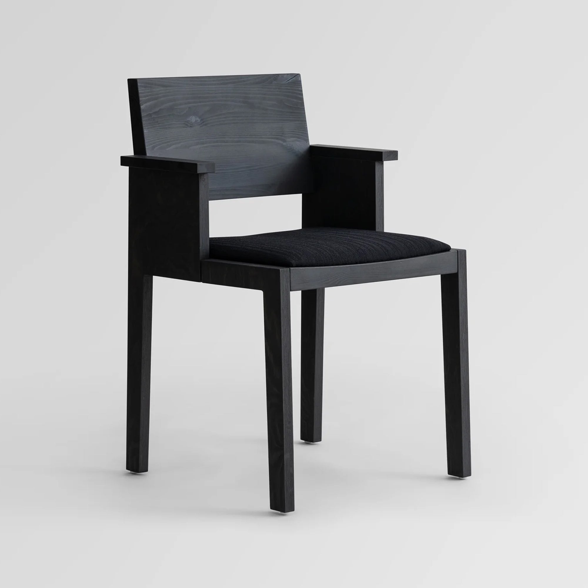 016 Maasto Dining Armchair — Upholstered Seat