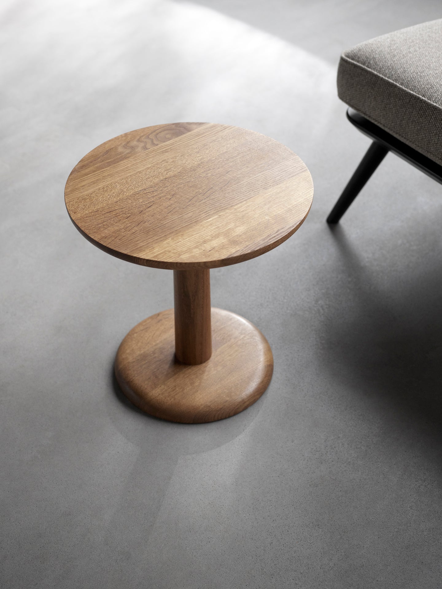 Pon Coffee Table
