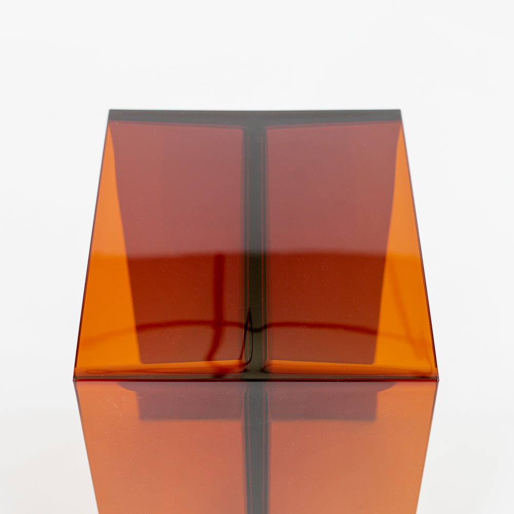 Max-Beam Side Table