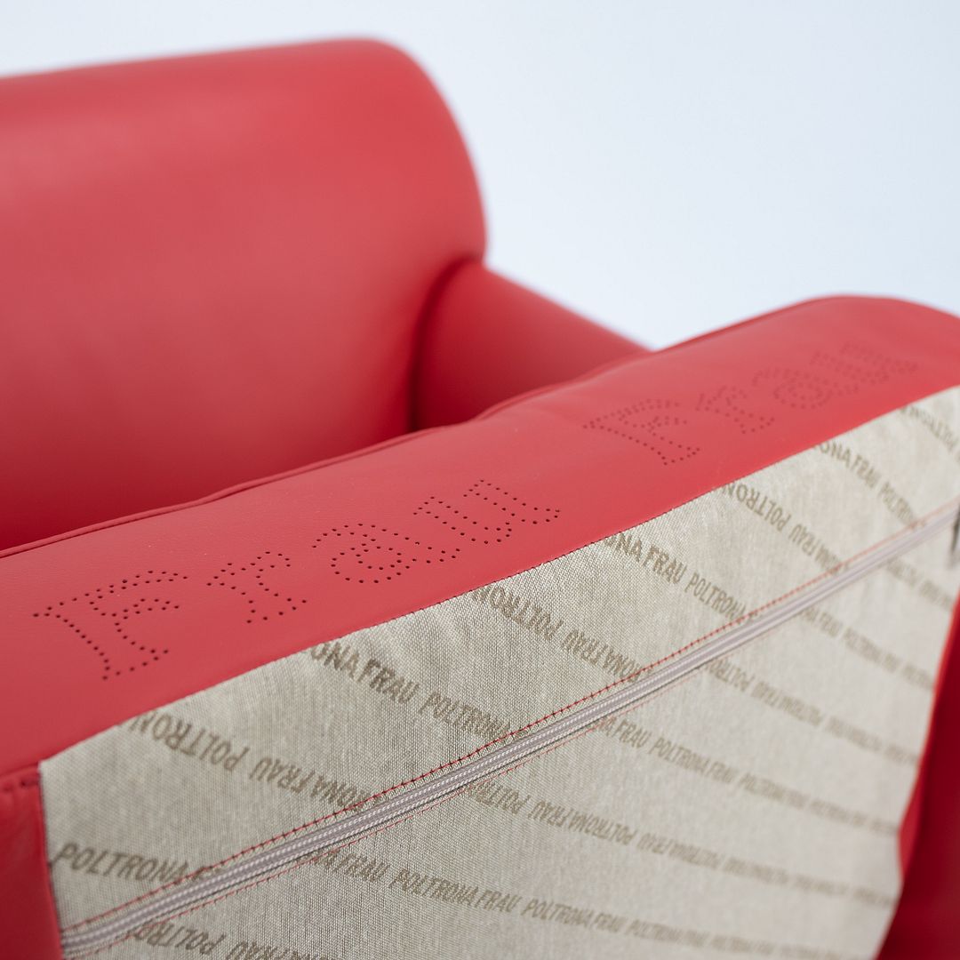 Eospiti Armchair