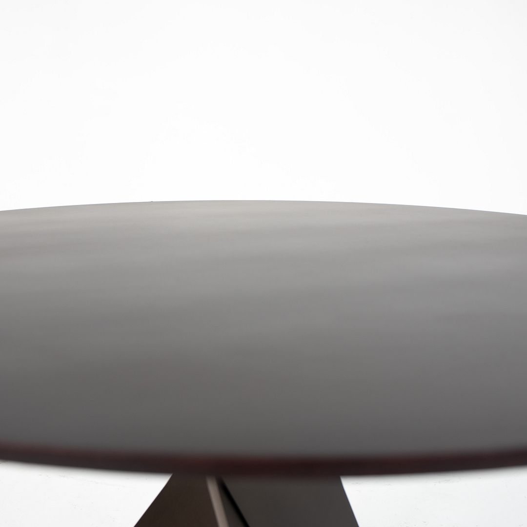 Ekko Dining Table