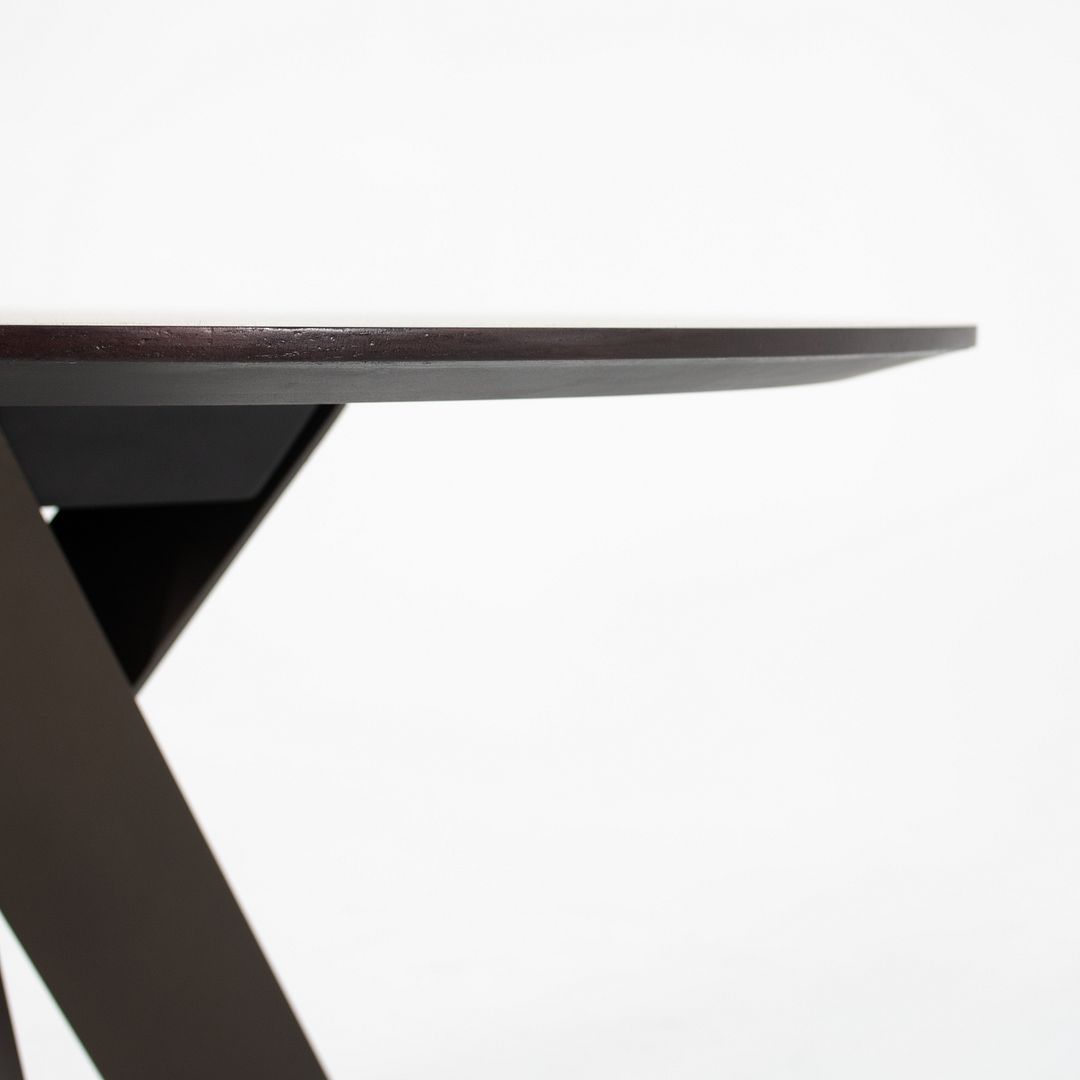 Ekko Dining Table