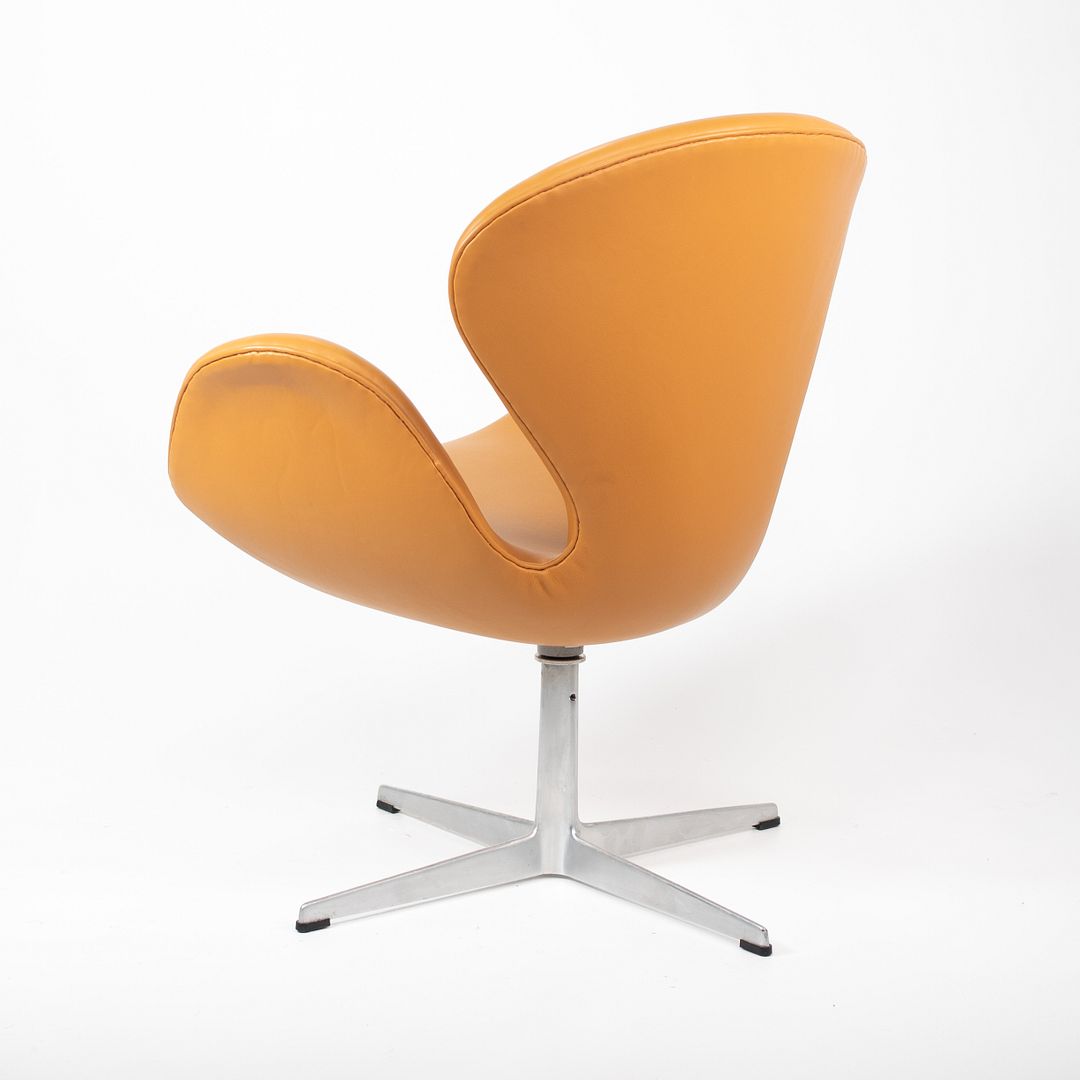 Swan Chair