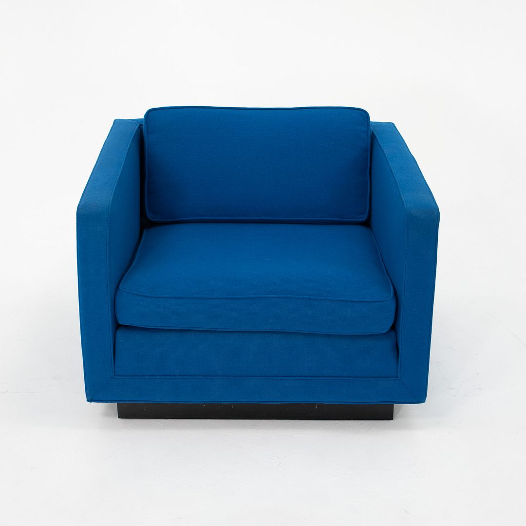 1051C Pfister Lounge Chair