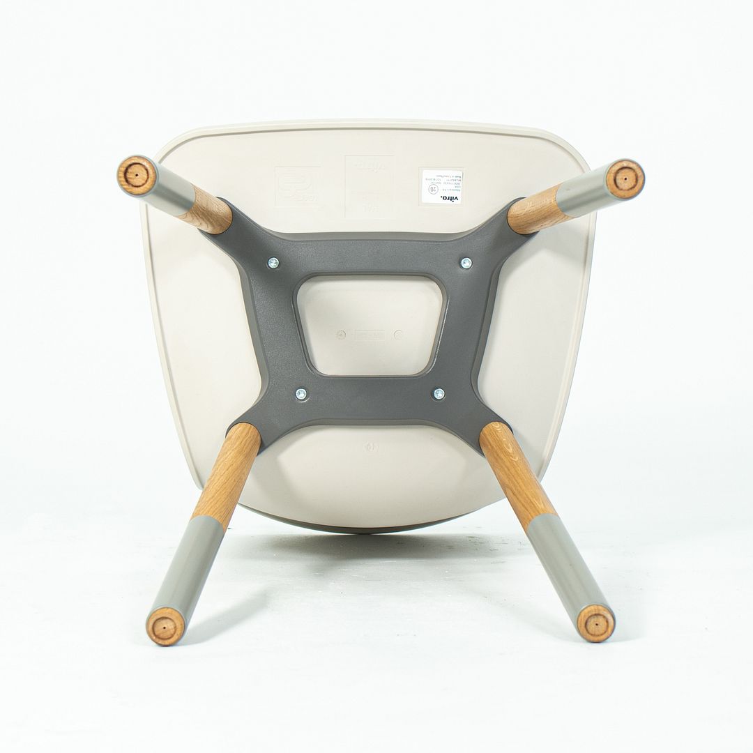 HAL Side Chair
