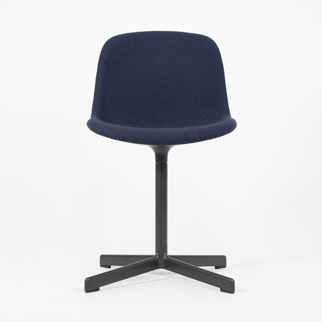 Neu 10 Upholstered Swivel Chair