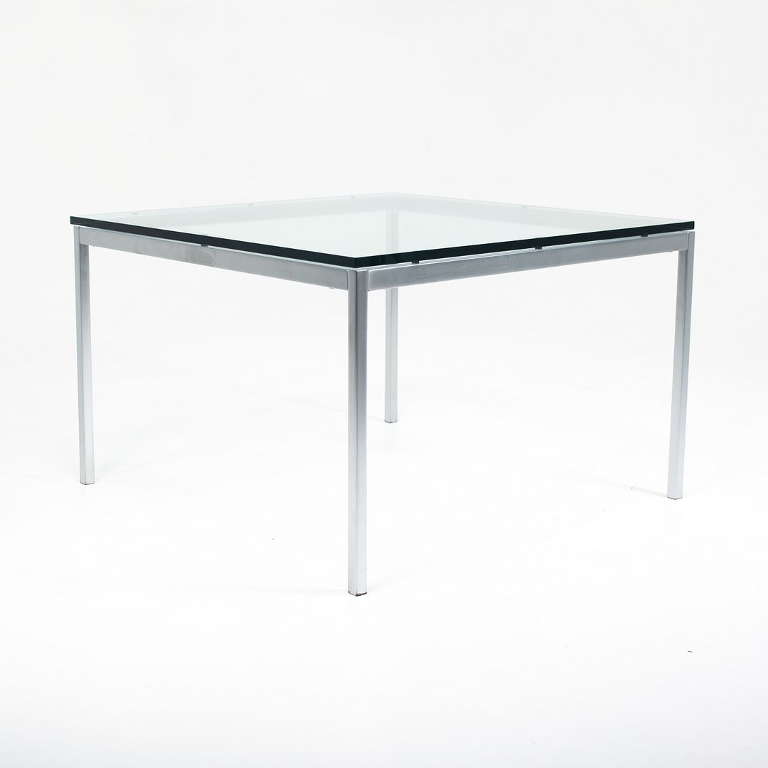 2515T Square End Table