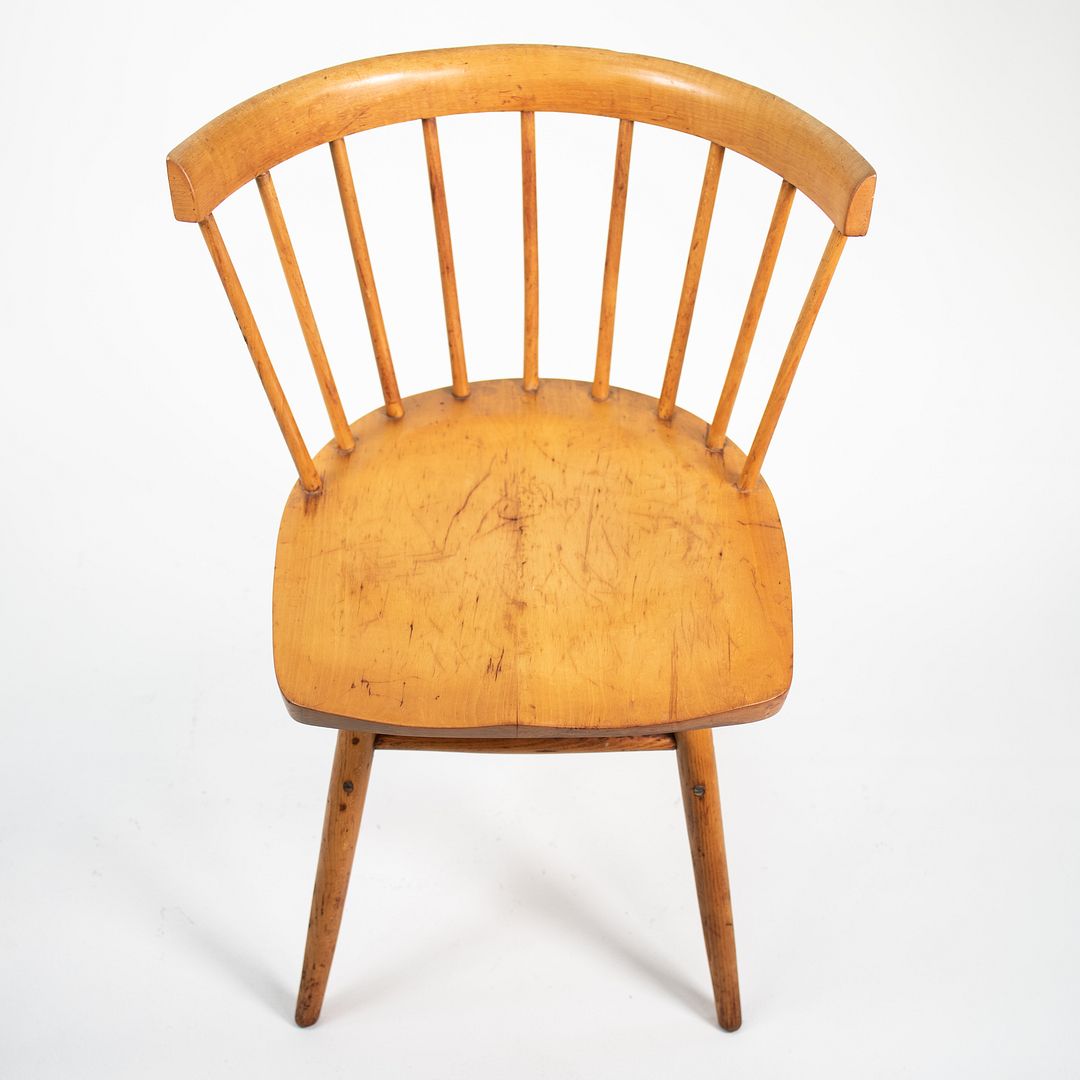 N19 Straight Chairs