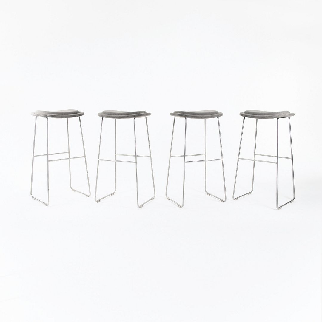 Hi-Pad Bar Stool