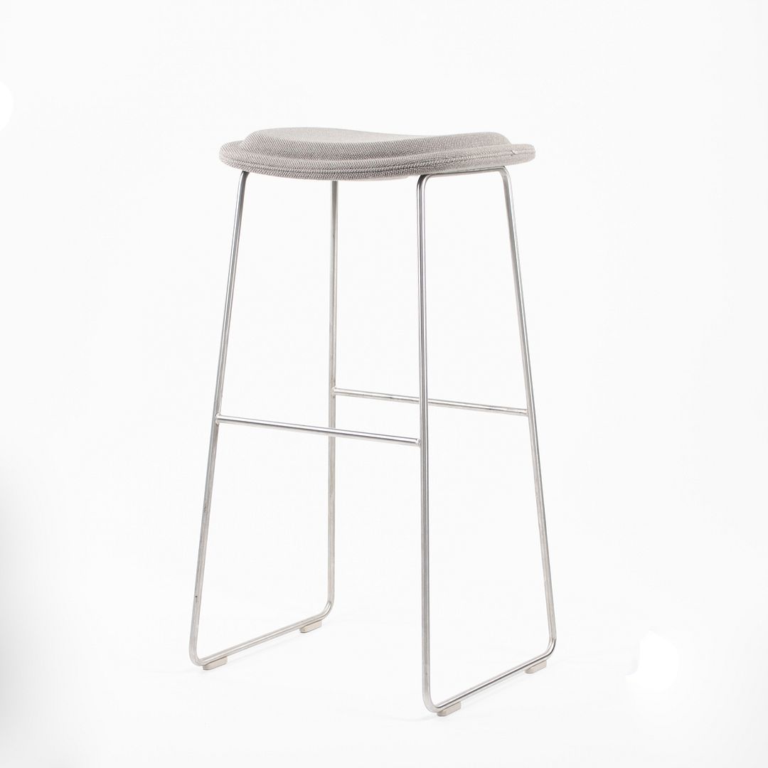 Hi-Pad Bar Stool