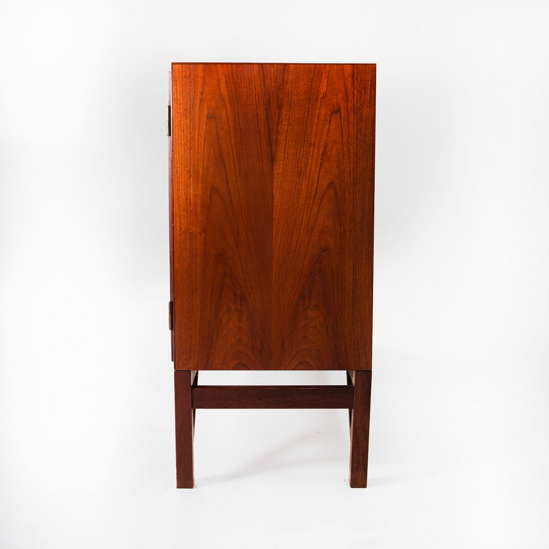 Model A 232 Cabinet