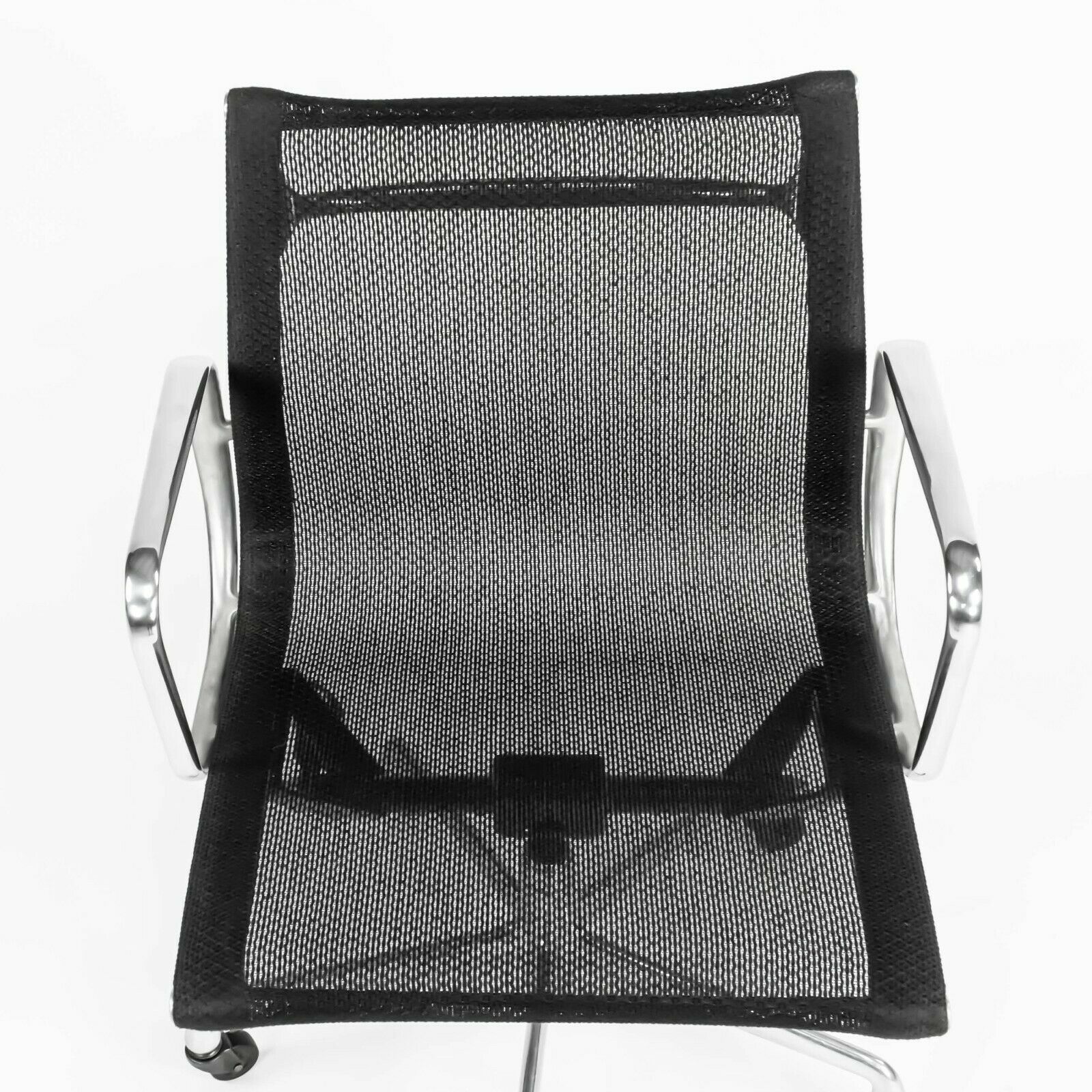 Eames Aluminum Management Chair