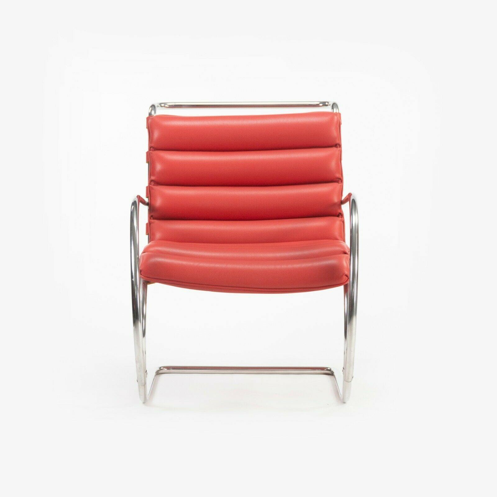 MR EO7M Lounge Chairs