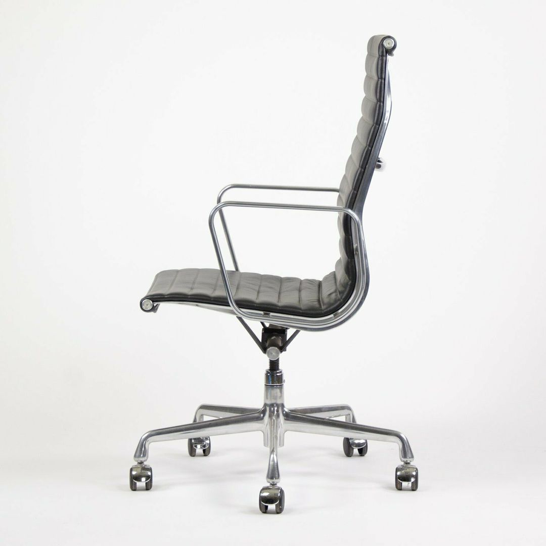 Aluminum Group Executive Chair