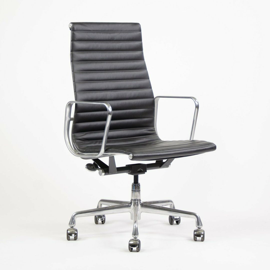 Aluminum Group Executive Chair