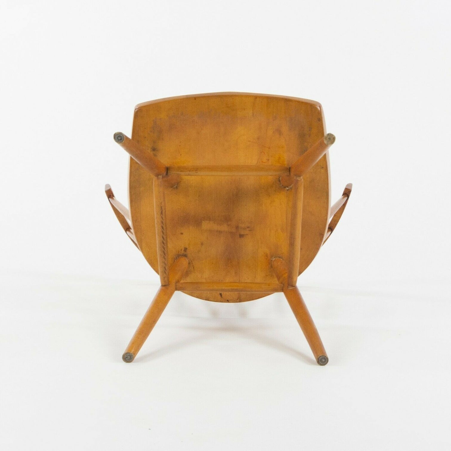 N19 Straight Chairs