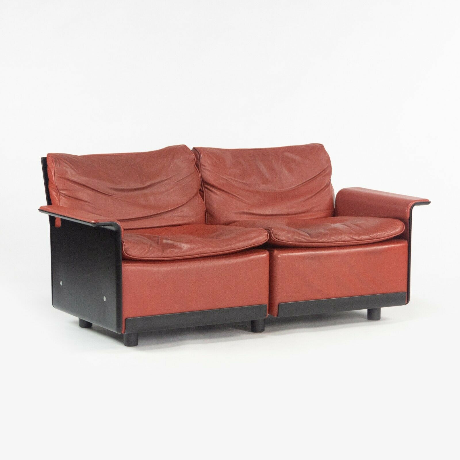 620 Series Settee