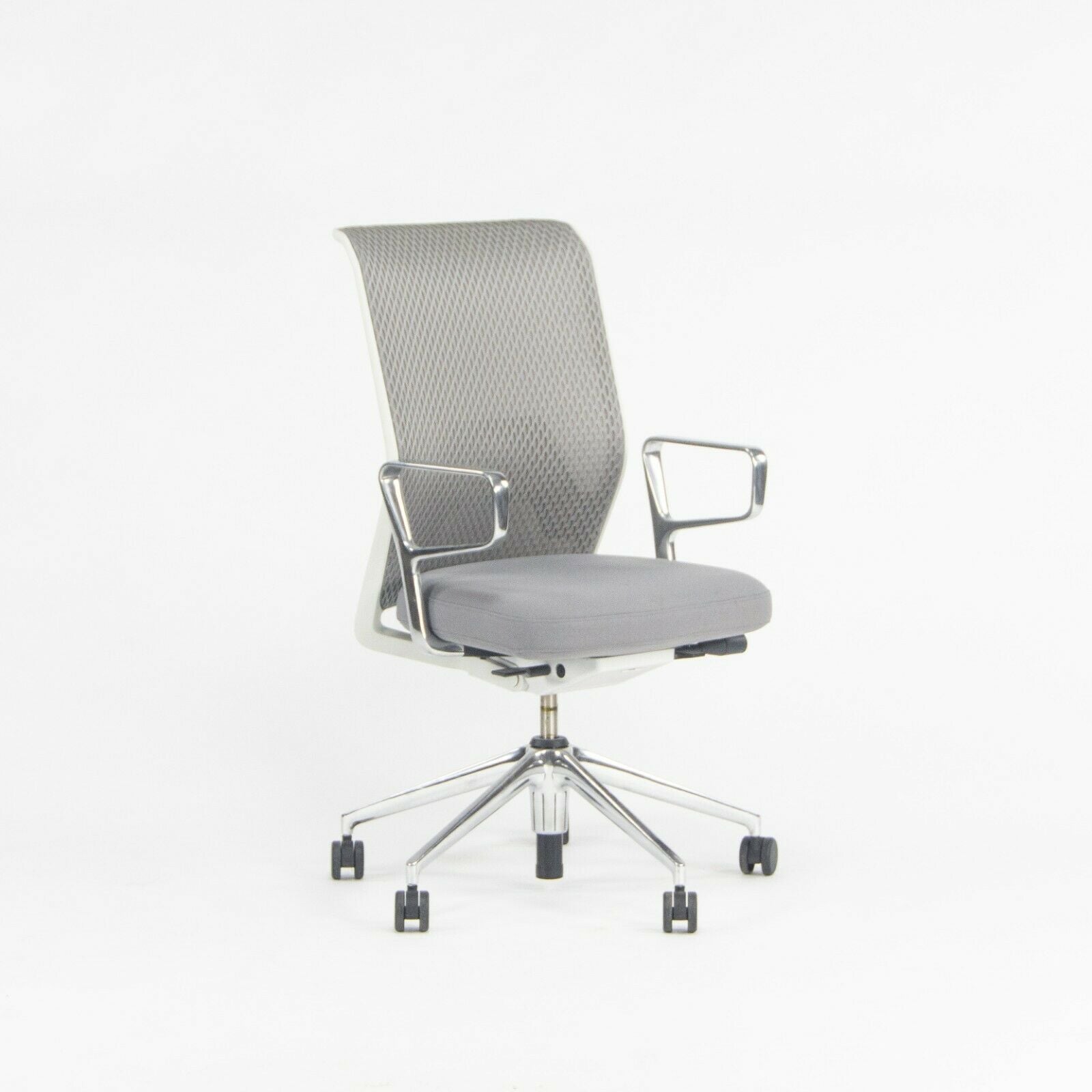 ID Mesh Chairs
