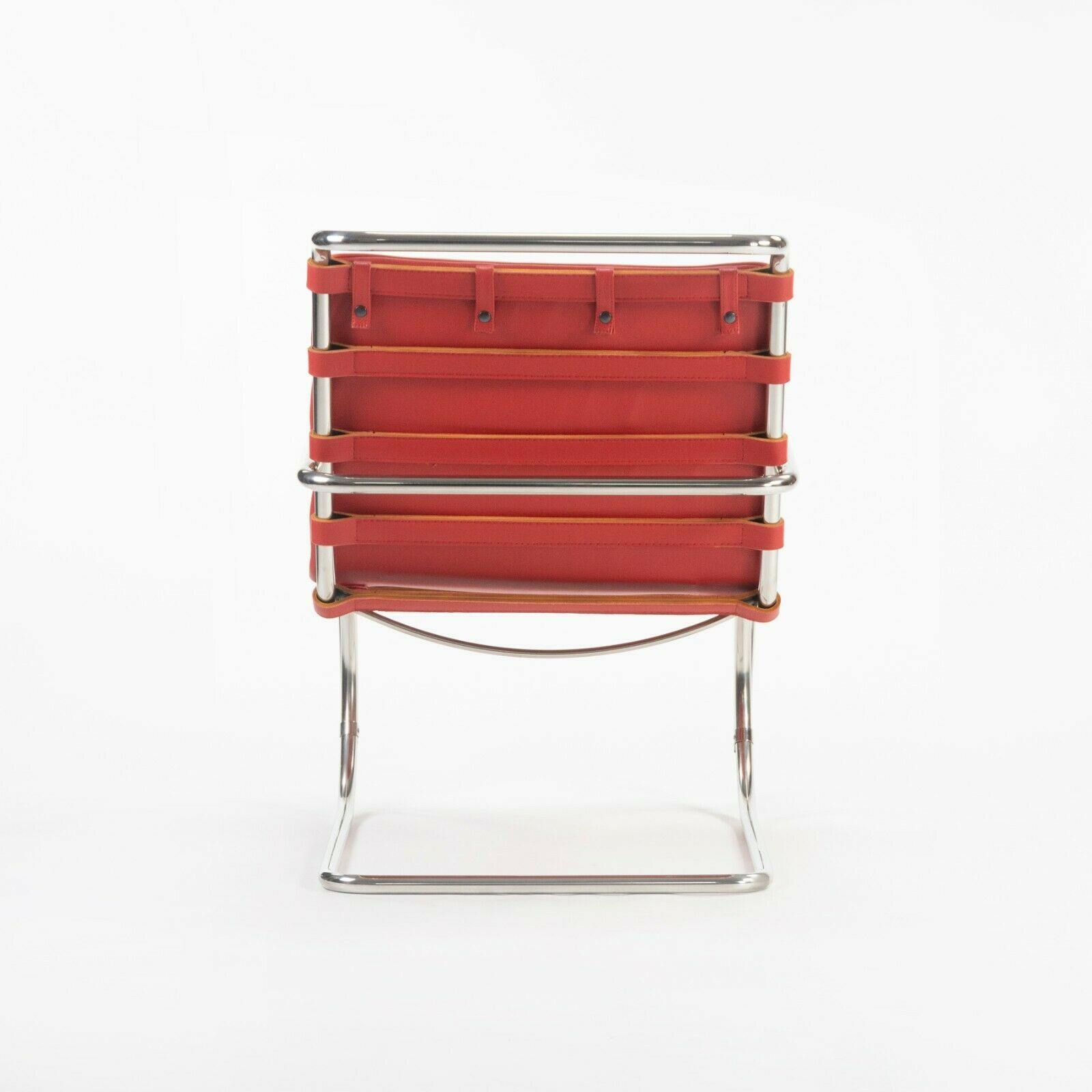 MR EO7M Lounge Chairs
