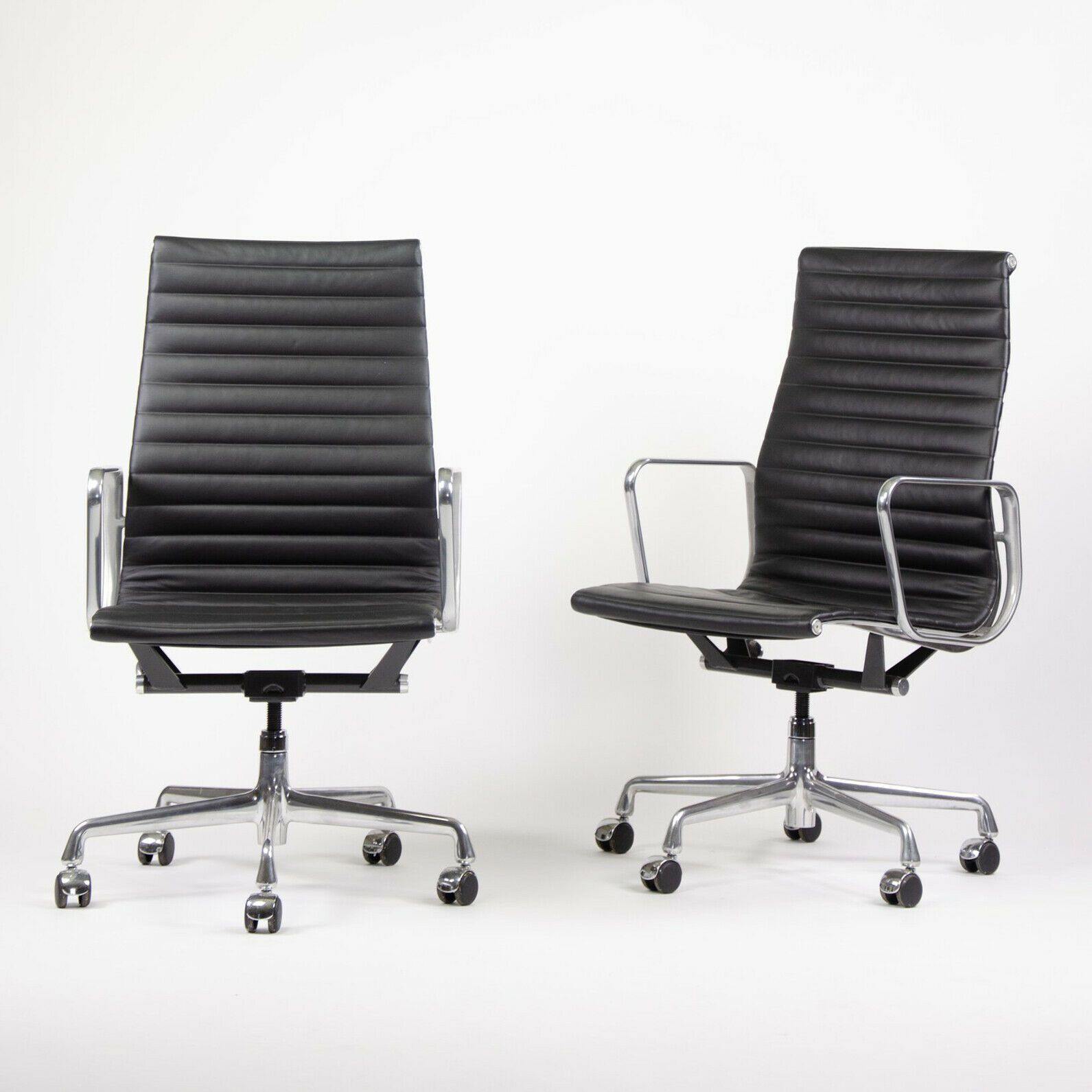 Aluminum Executive Chair
