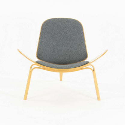 CH07 Lounge Chairs