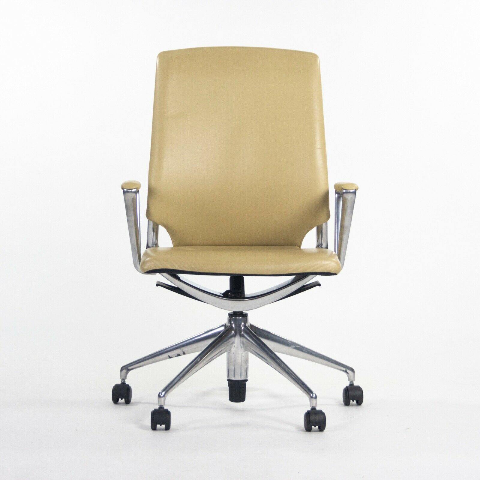 Meda Chair