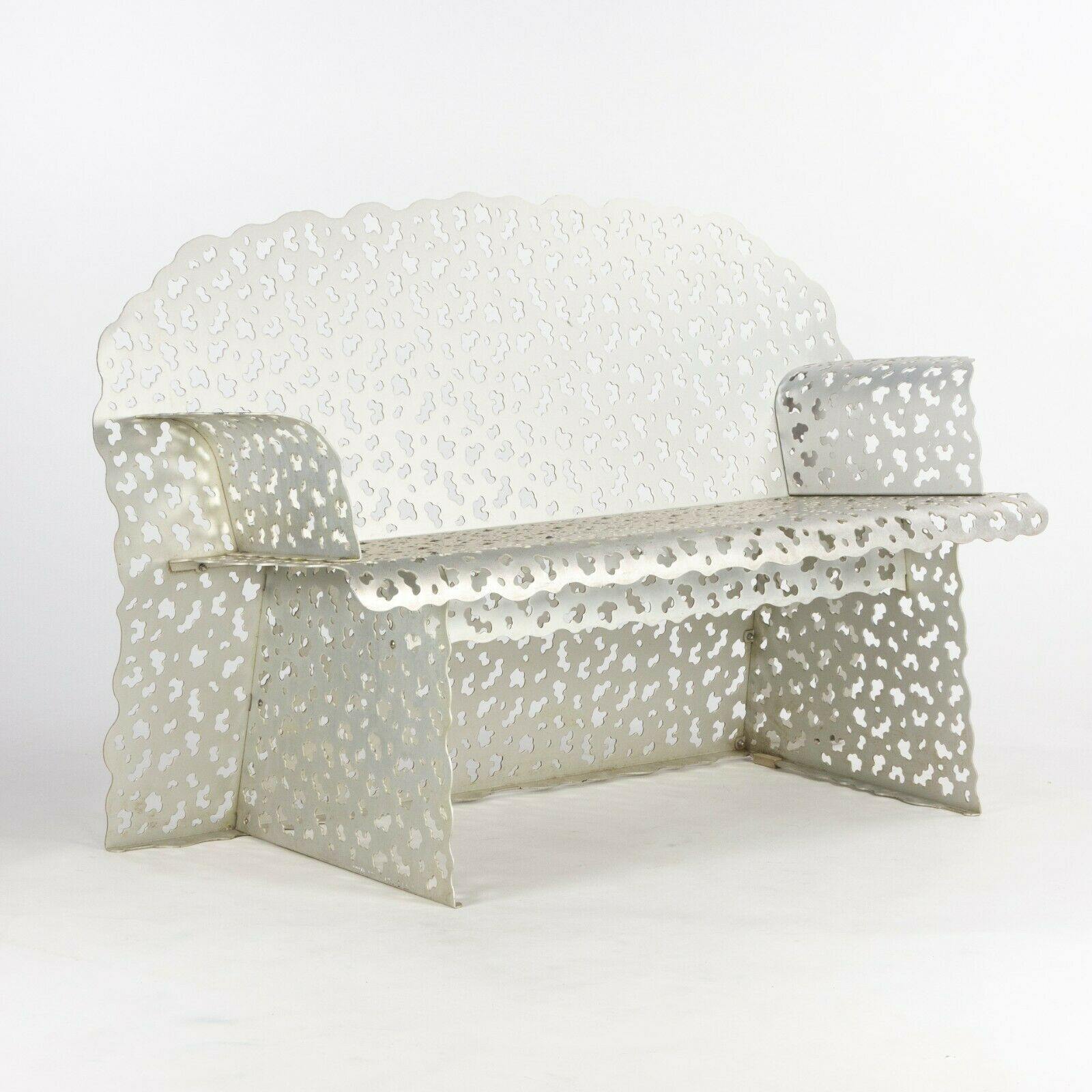 Topiary Bench