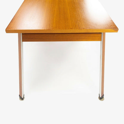 Model 963 Desk