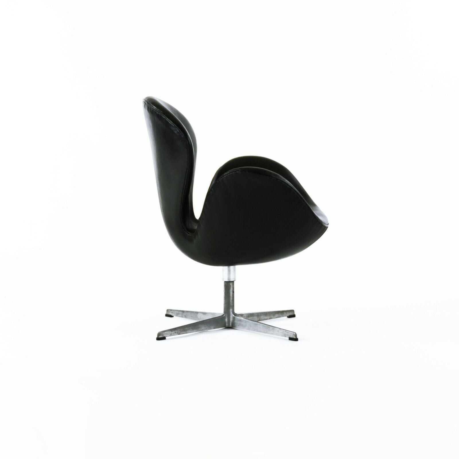 Swan Chair