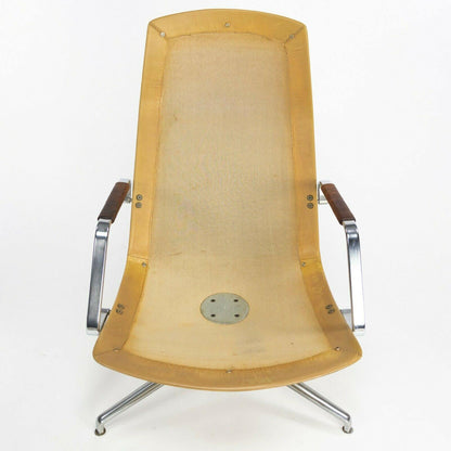 FK86 Lounge Chair