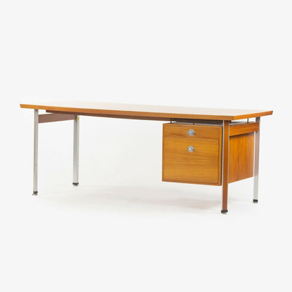 Model 963 Desk