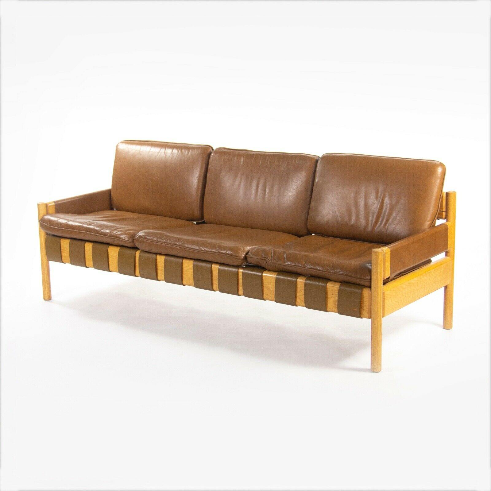 Saronis Sofa